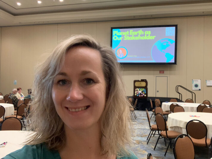 44CFAC48-CF3B-41E0-B84A-072B092FFFF9